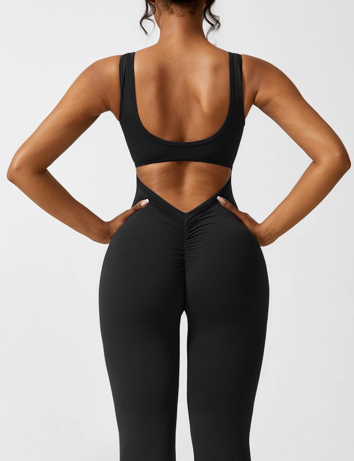 GR | V-back flared jumpsuit