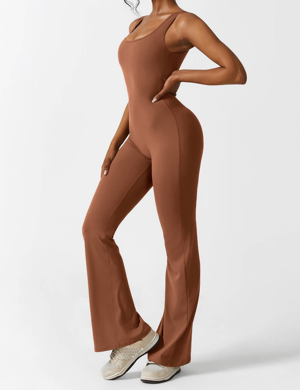 GR | V-back flared jumpsuit