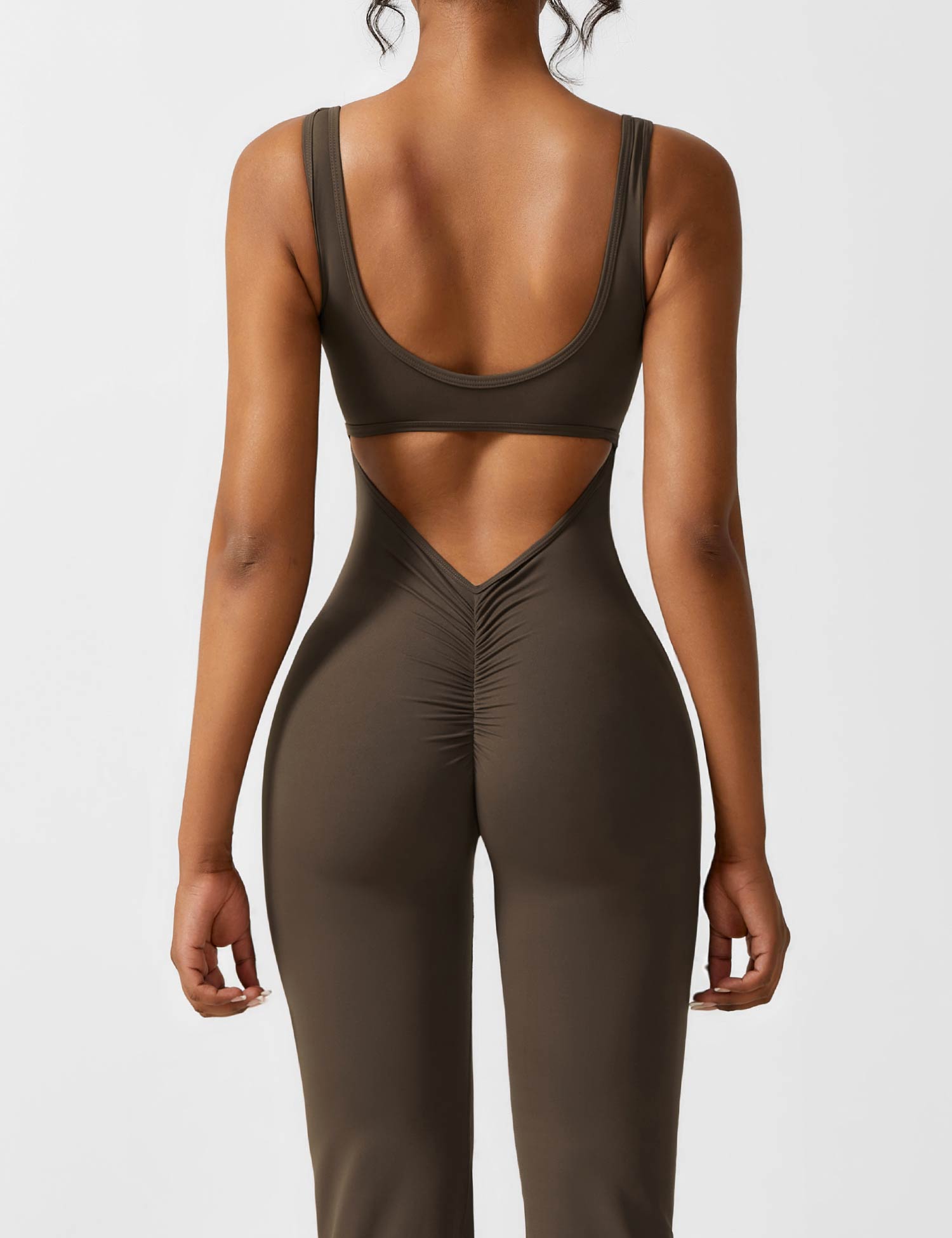 GR | Neck jumpsuit with flared legs | Elegant and figure-hugging design