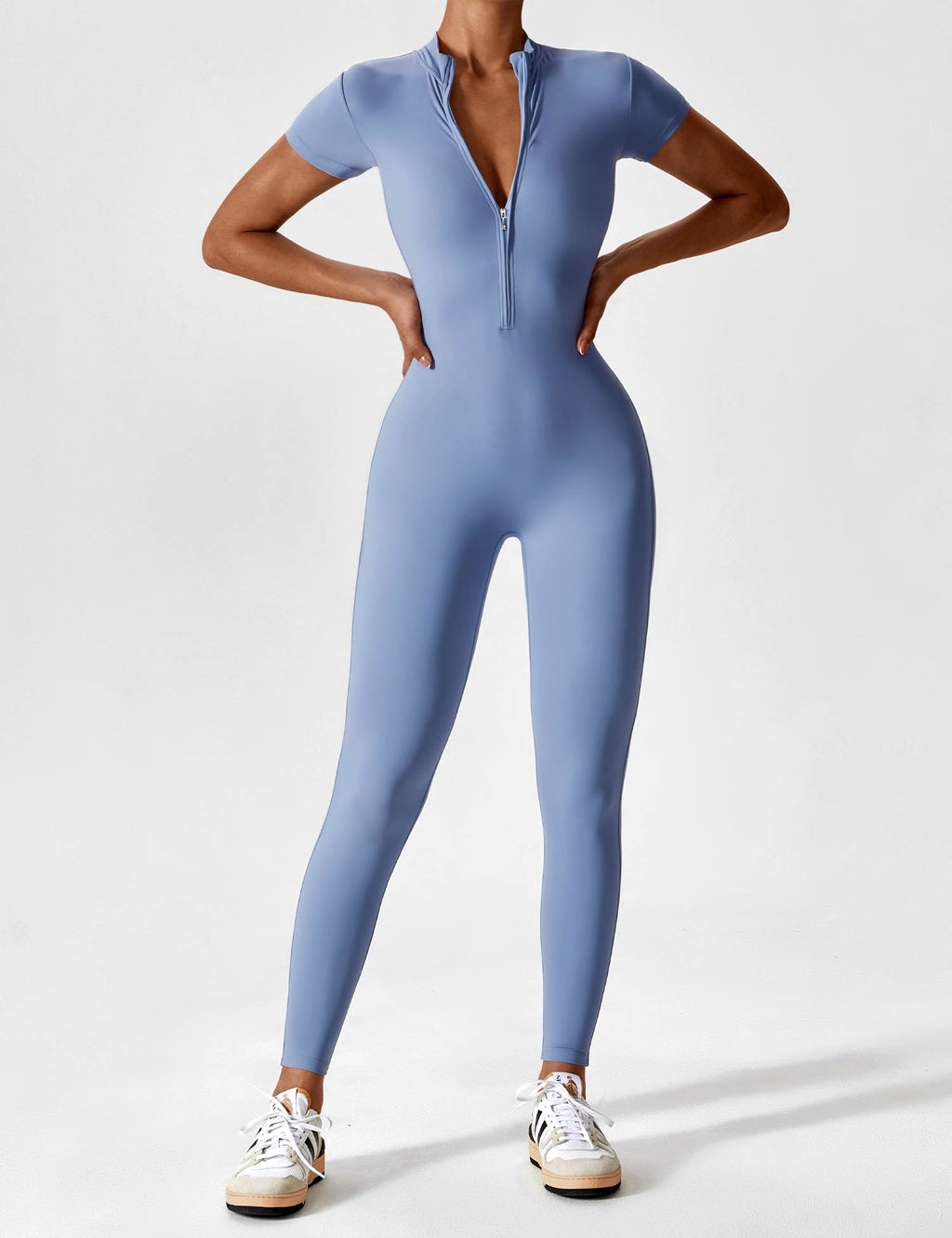 LenaFit – Short-sleeved zip-up jumpsuits
