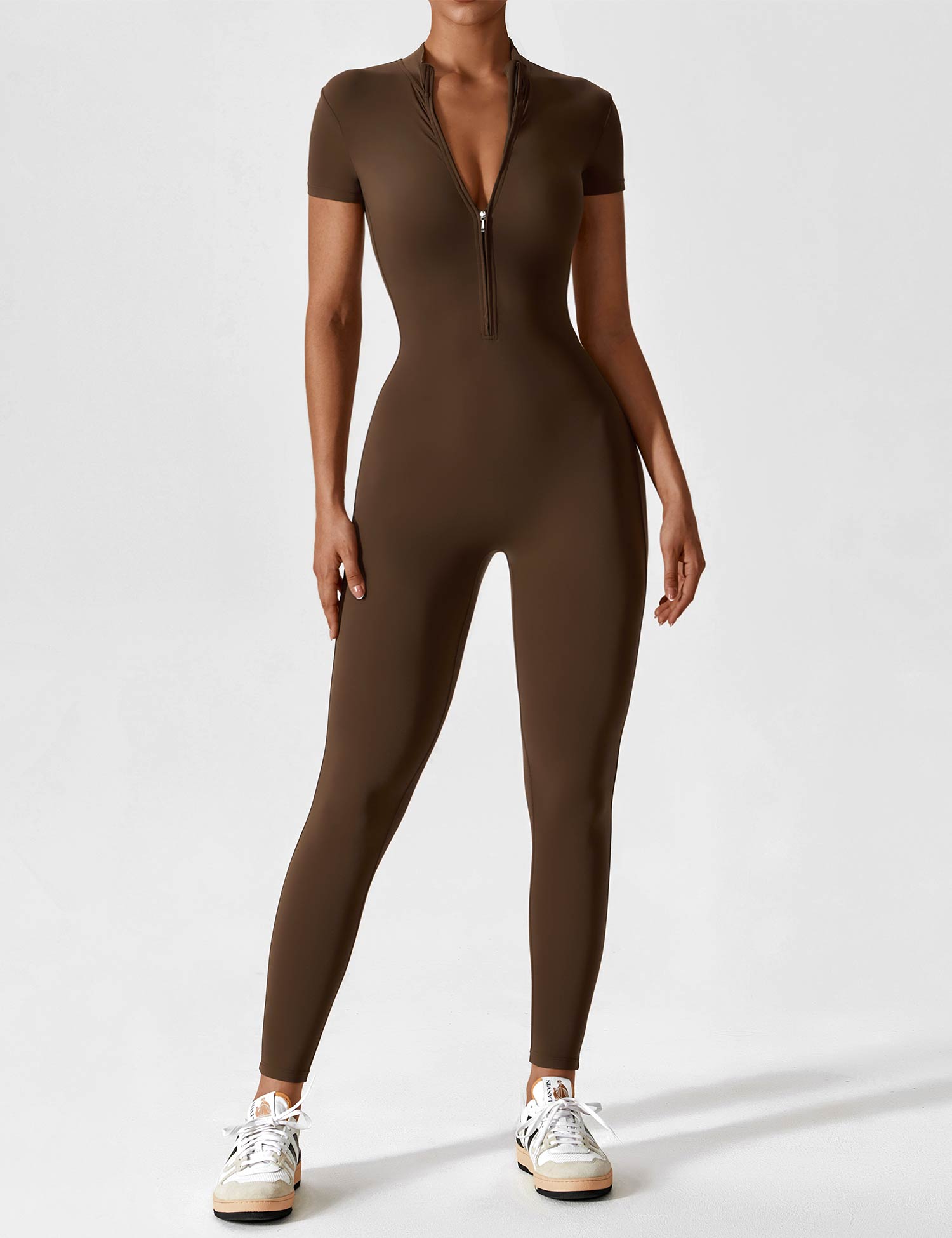 LenaFit – Short-sleeved zip-up jumpsuits