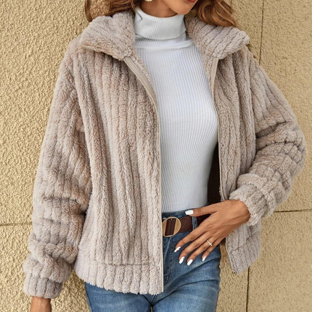 GR | Soft and stylish down jacket for women