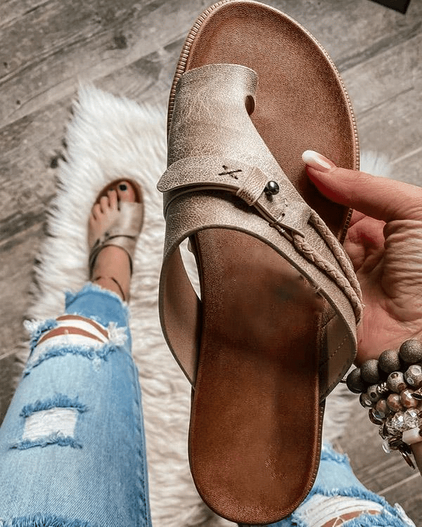 GR | Orthopedic sandals