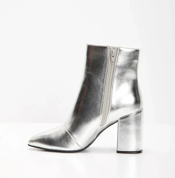 GR | Fashionable boots