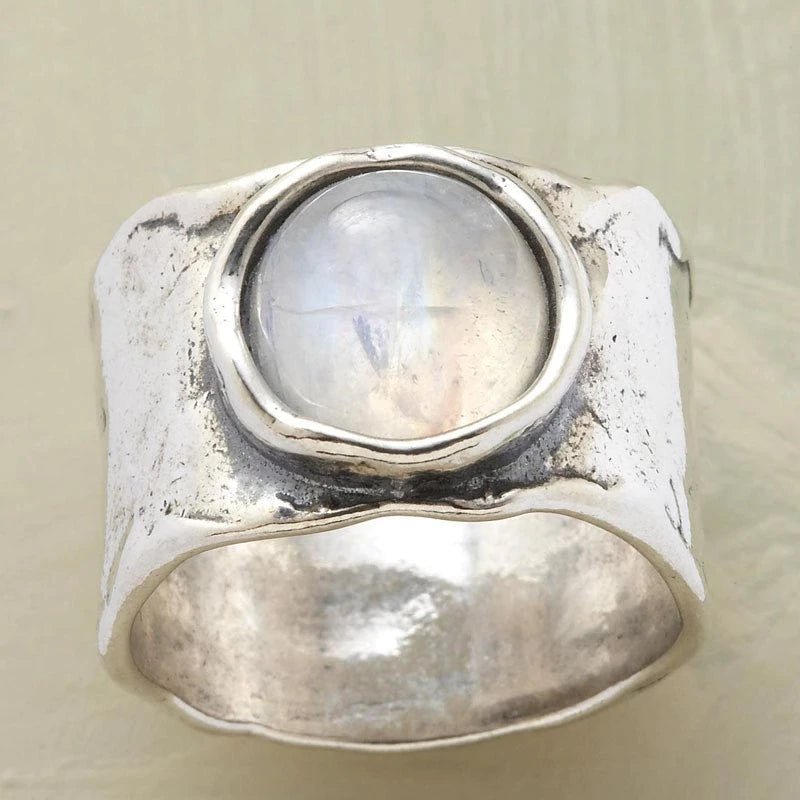 GR | Ring mit schimmerndem Mondstein