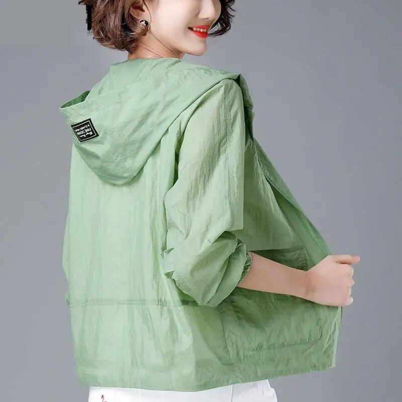 GR | Summer Windbreaker for Women: Style and Comfort